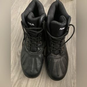 Vintage Nautica winter boots black, size 13 in men’s